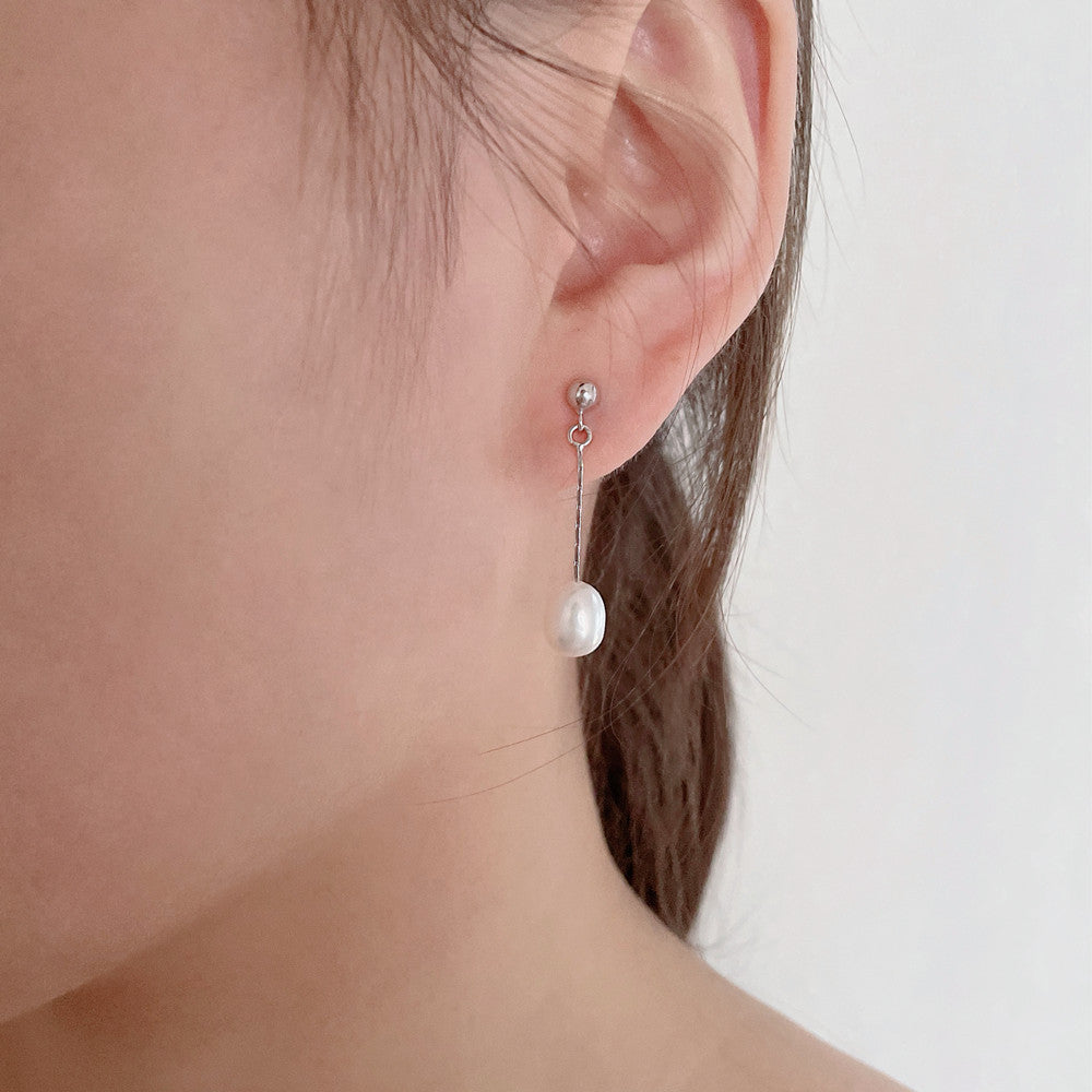 Elegant Pearl Earrings for Women with Casual Drop Design