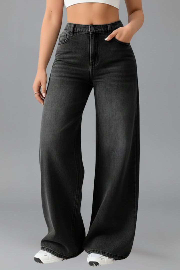 Effortless Relaxed Black Wide Leg Jeans for Women with High Waist Faded Wash Style