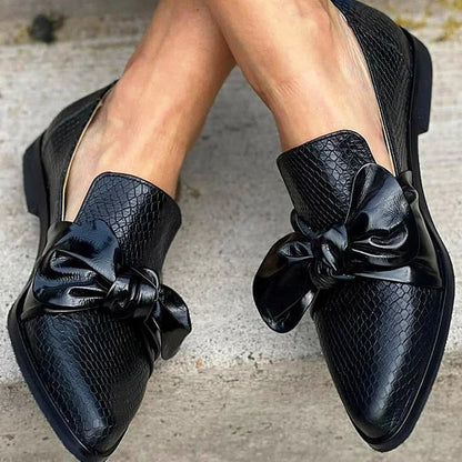 Comfortable Black Loafers for Women with Bow Style