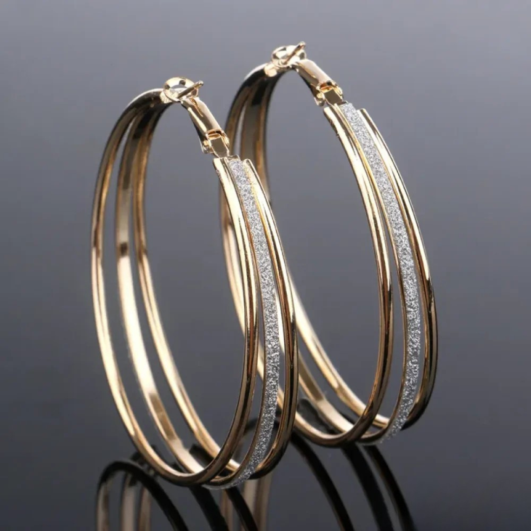 Elegant Hoop Earrings for Women with Timeless Retro Design