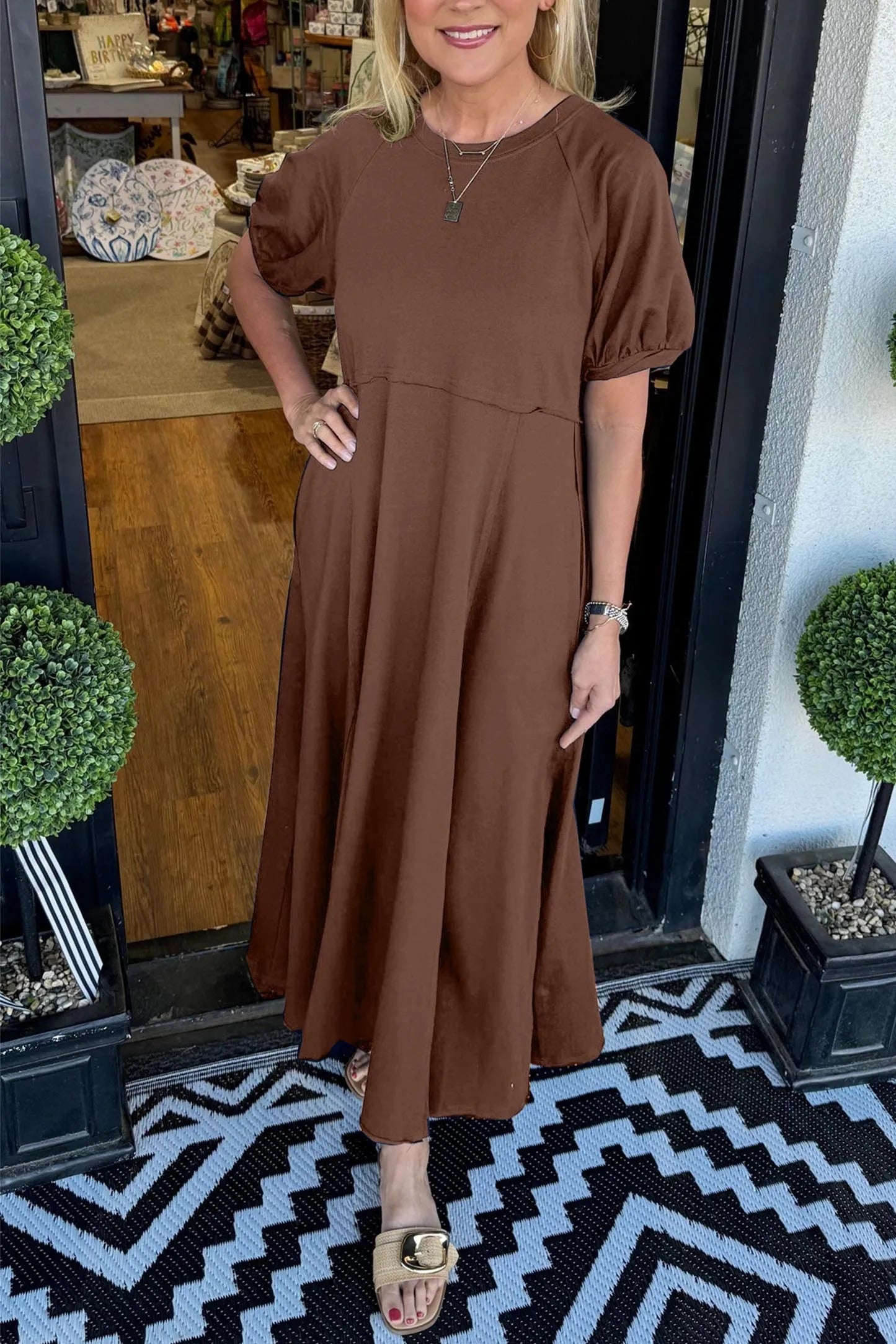 Elegant Maxi Dress for Women with Round Neck Puff Sleeve