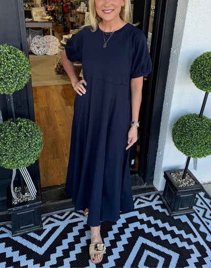 Elegant Maxi Dress for Women with Round Neck Puff Sleeve