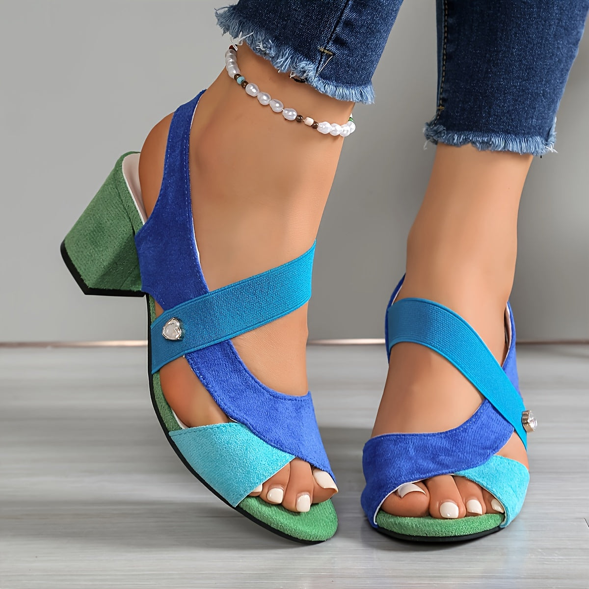 Comfortable Heels for Women with Cross Strap Block Heel Style