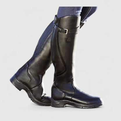 Comfortable Boots for Women with Buckle Style