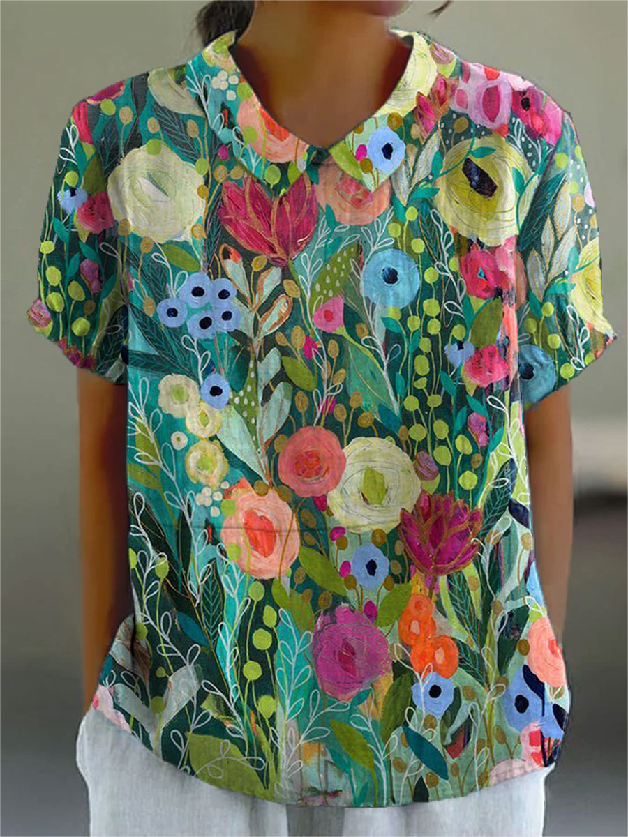 Effortless Floral Blouse for Women with Vintage