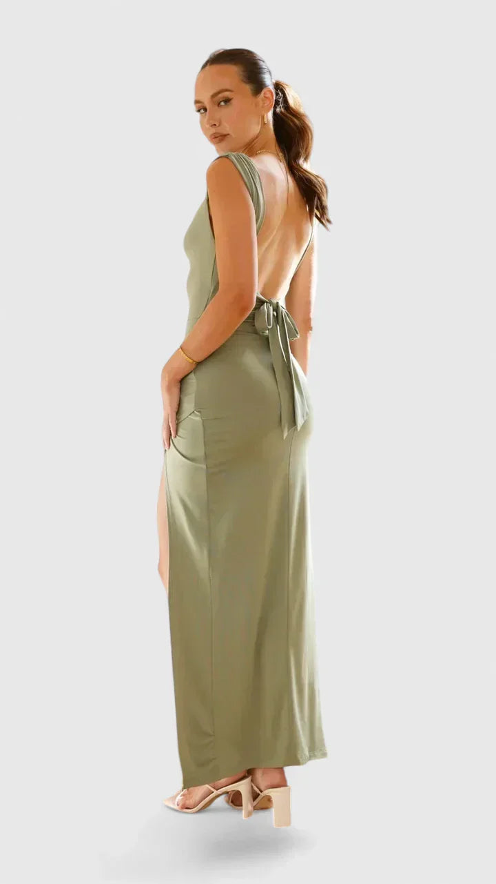 Elegant Green Dress for Women with Square Neck Sleeveless Ruched Bodycon Side Slit Cocktail Midi Style