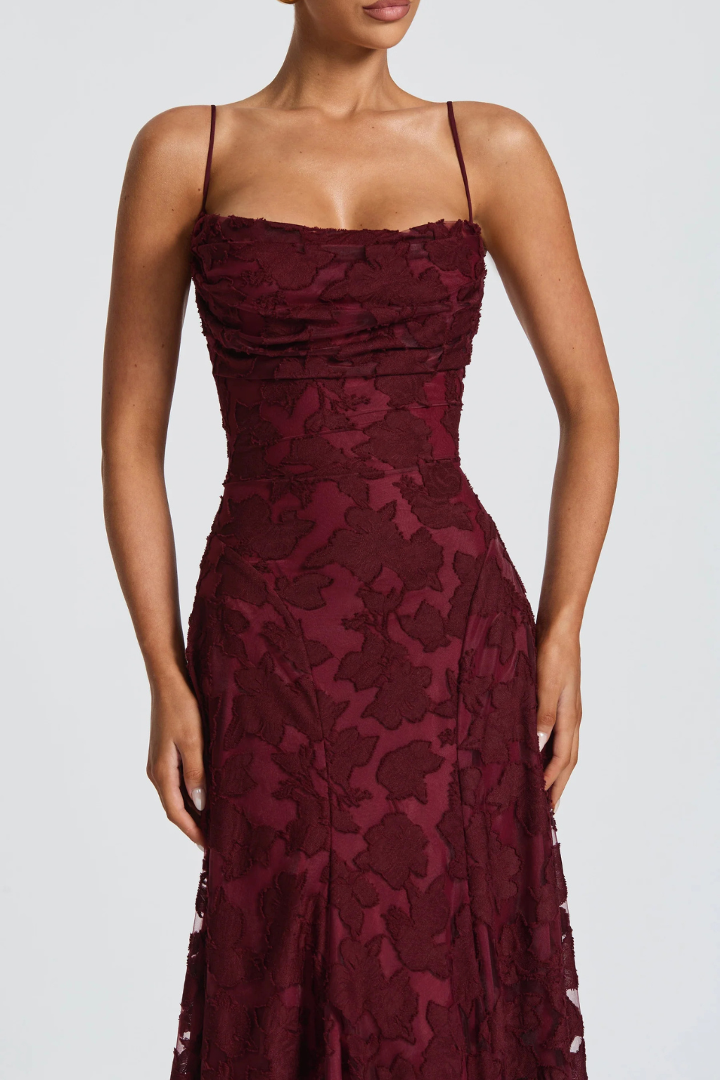 Elegant Formal Wedding Guest Dress for Women with Square Neck Spaghetti Strap Floral Brocade Maxi Style