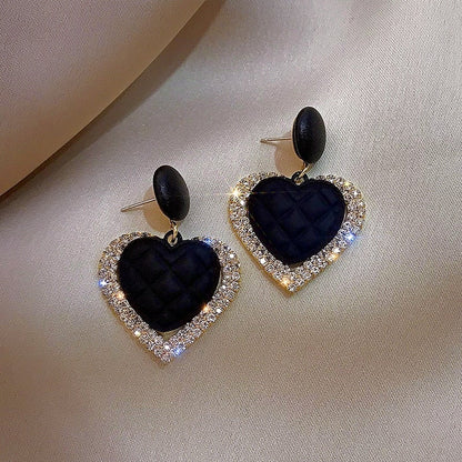 Elegant Earrings for Women with Black Gold Design