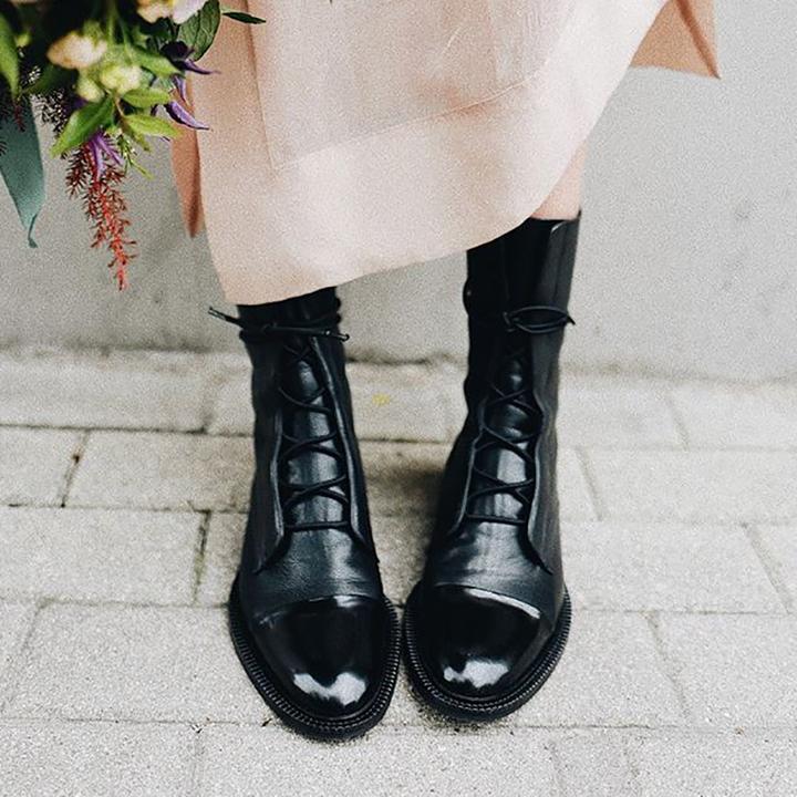 Comfortable Boots for Women with Lace Up Ankle Style