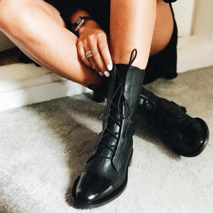 Comfortable Boots for Women with Lace Up Ankle Style