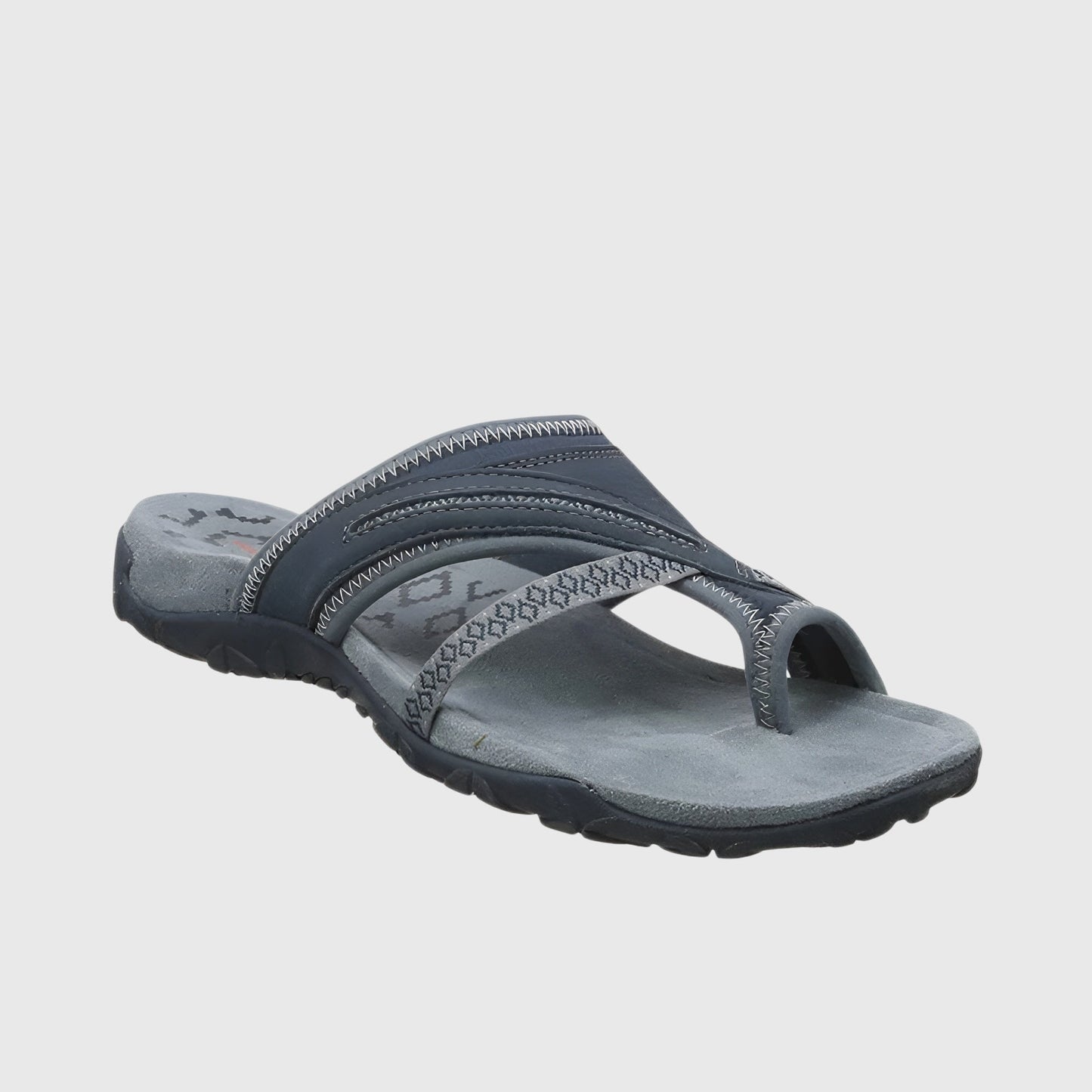 Comfortable Flip Flops for Women with Toe Ring Quilted Neoprene Strap Sport Flat Outdoor Sandal Style