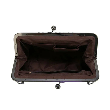 Elegant Shoulder Bag for Women with Retro Design