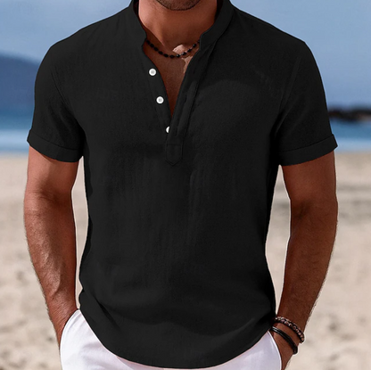 Effortless Button Down Shirt for Men with Short Sleeve