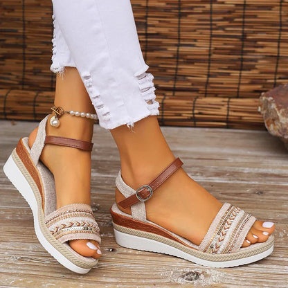 Comfortable White Orthopedic Sandals for Women with Woven Cushioned Breathable Style