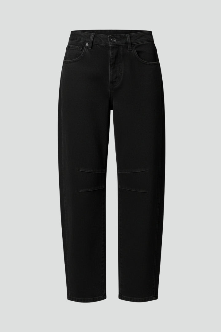 Effortless Relaxed Black Jeans for Women with High Waist Straight Leg Style