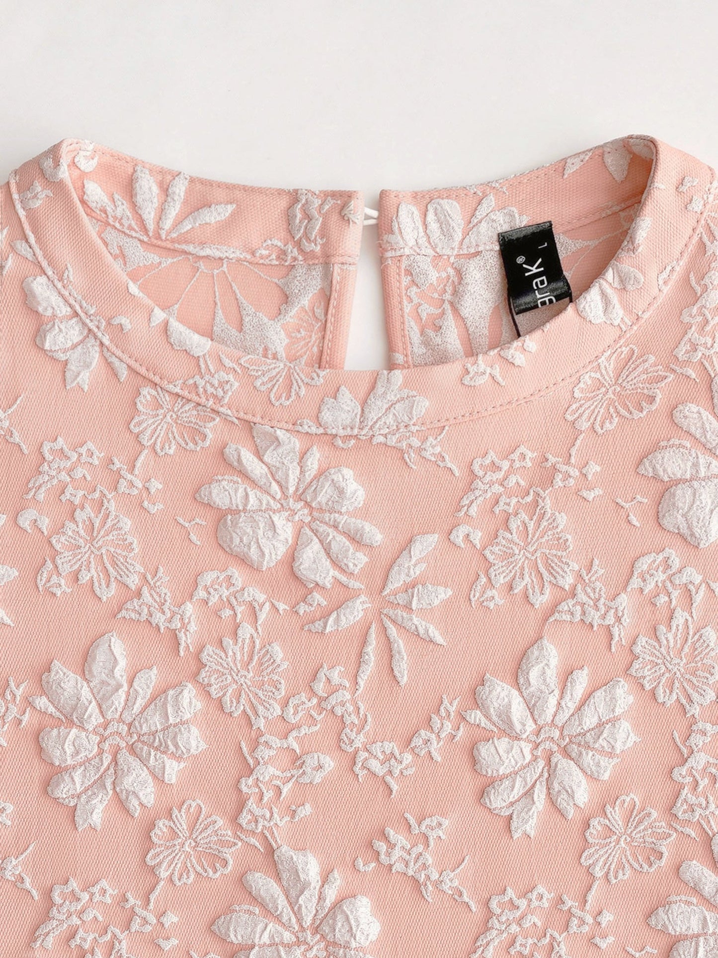 Elegant Floral Shift Dress for Women with Round Neck Puff Sleeve Jacquard Style