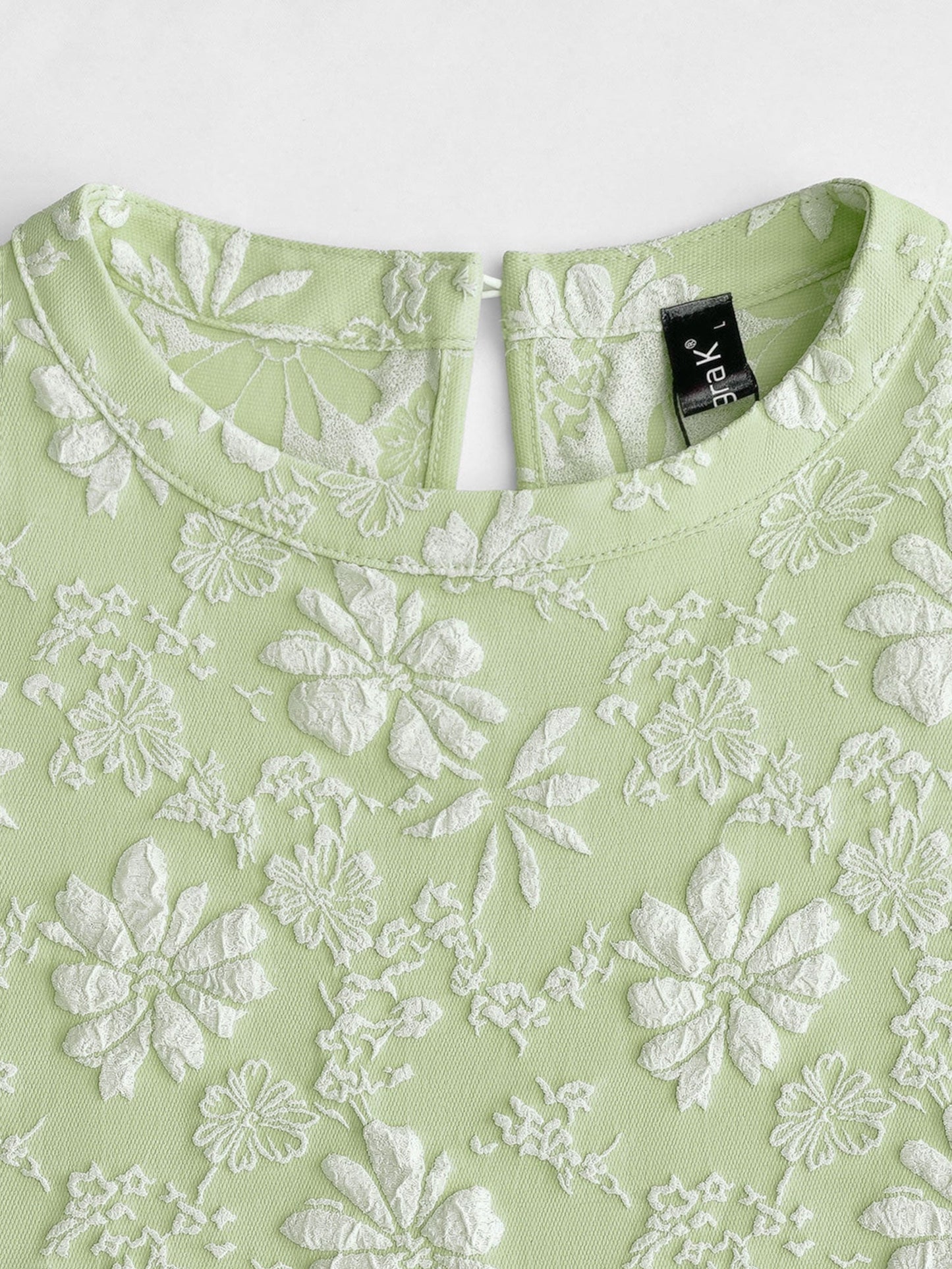Elegant Floral Shift Dress for Women with Round Neck Puff Sleeve Jacquard Style