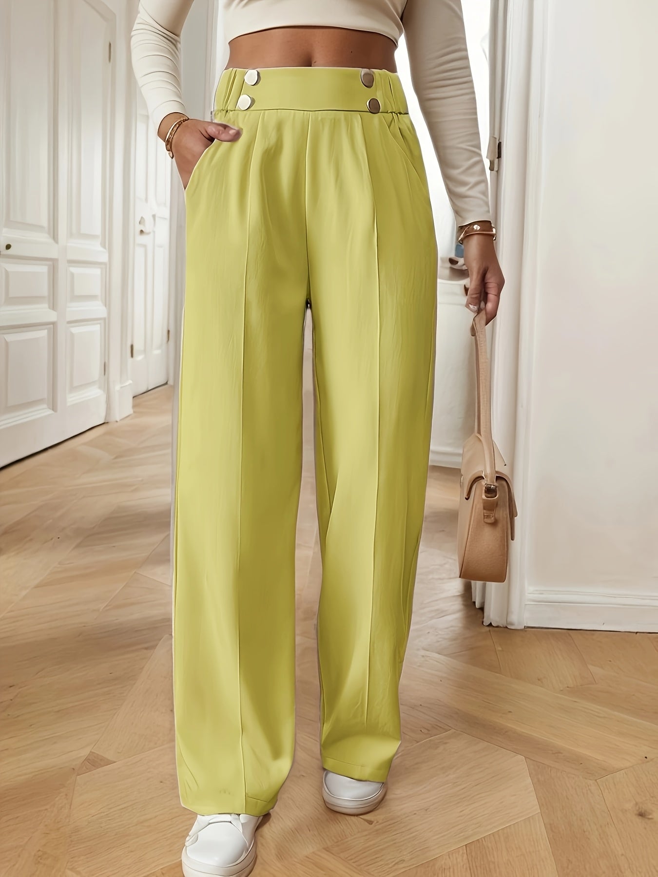 Effortless Trousers for Women with High Waist Pockets