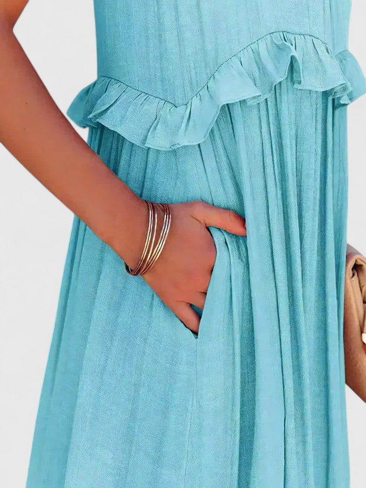 Effortless Ruffle Maxi Dresses for Women with Halter Neck Sleeveless Two Tone Casual Sundress Style