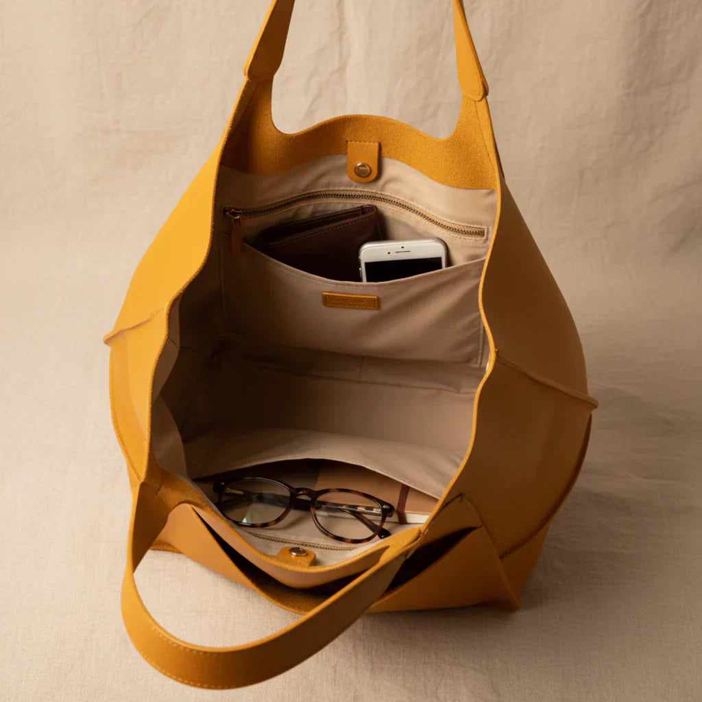Stylish Tote Bag for Women with Vintage Design