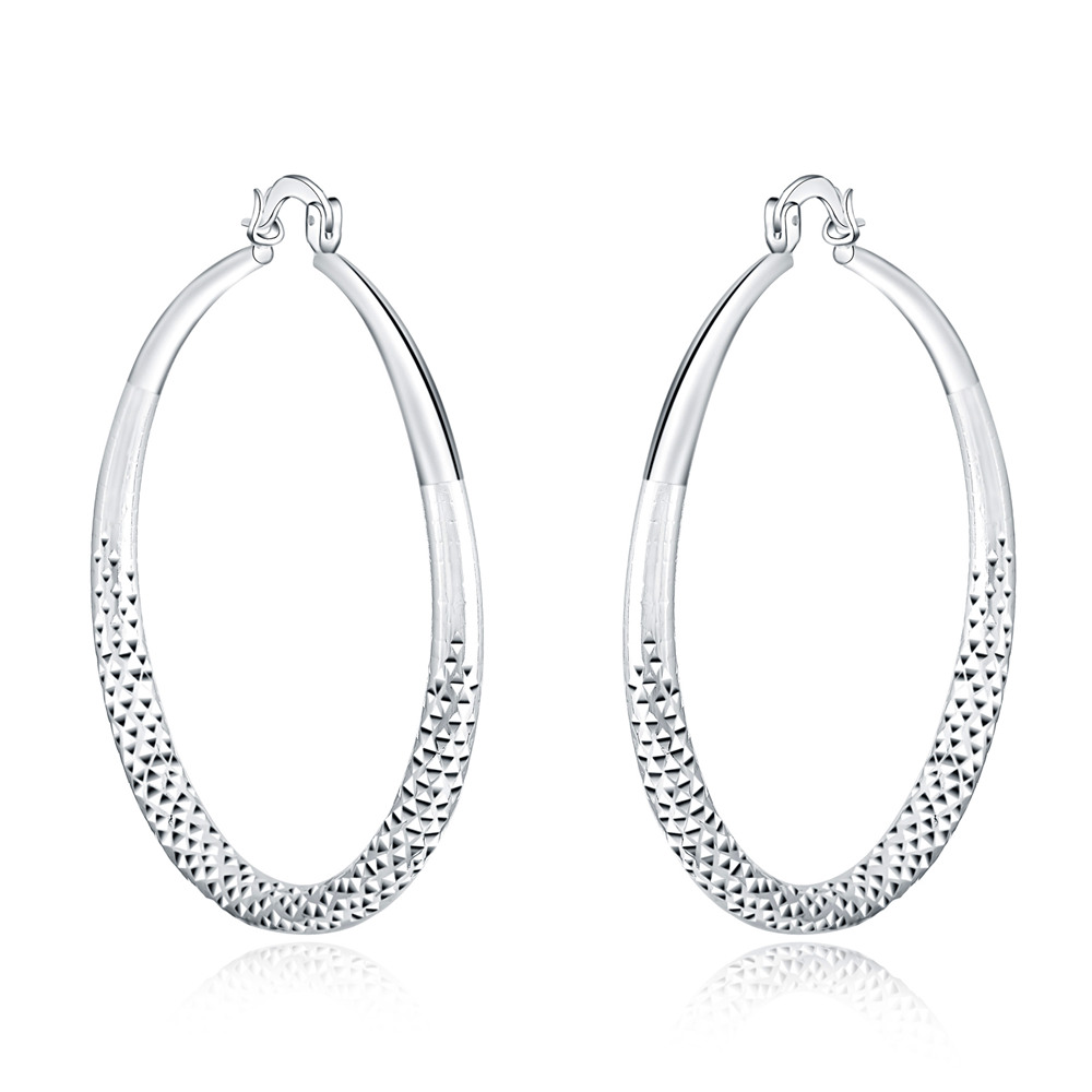 Elegant Earrings for Women with Retro Silver Design