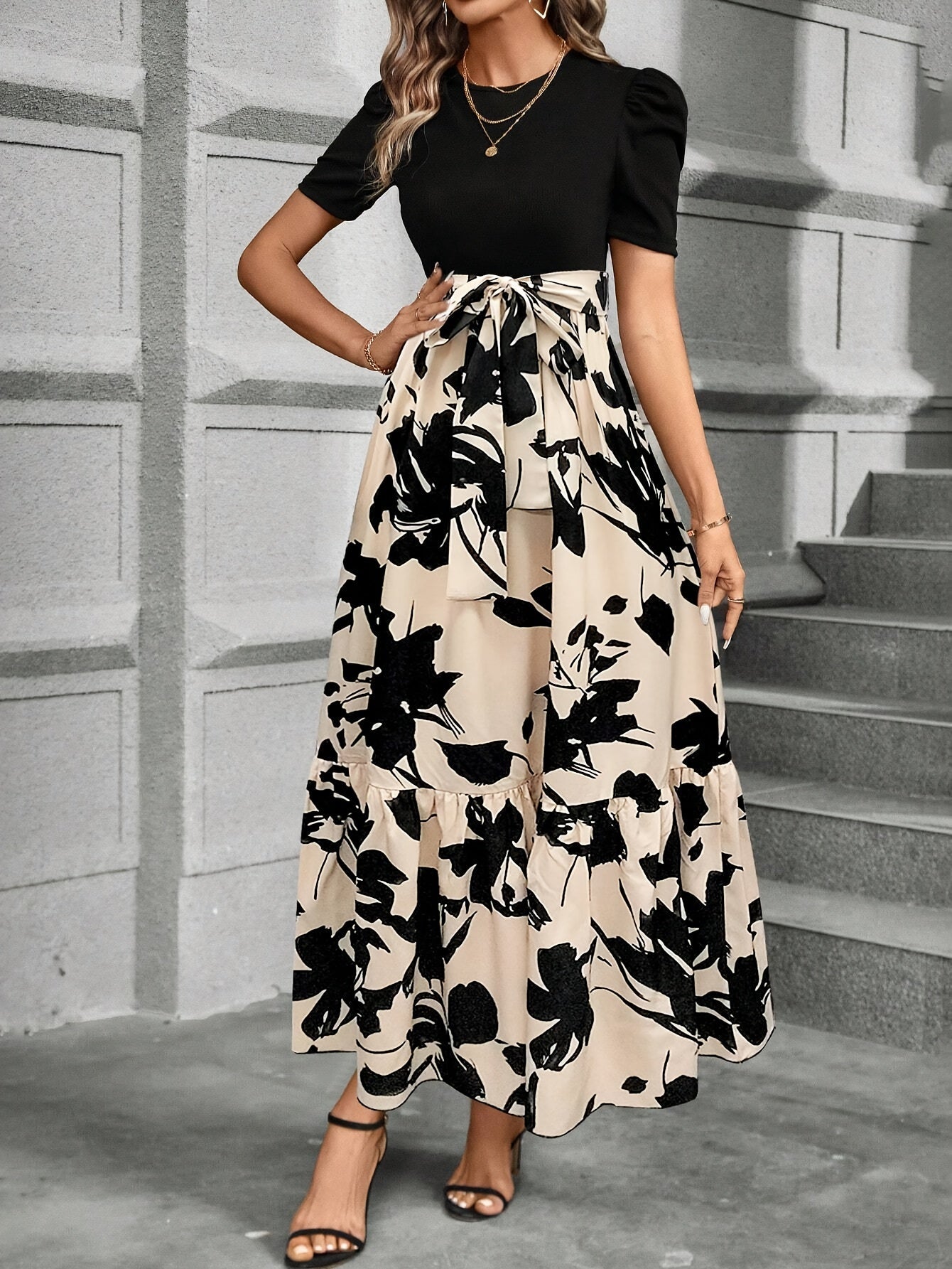 Stylish Printed Maxi Dress for Women with Tiered Casual Style