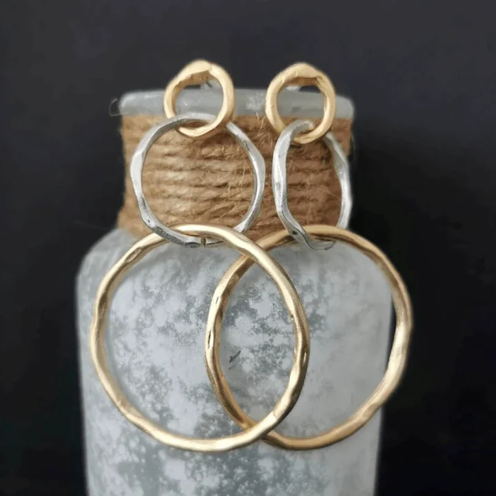 Elegant Earrings for Women with Retro Design