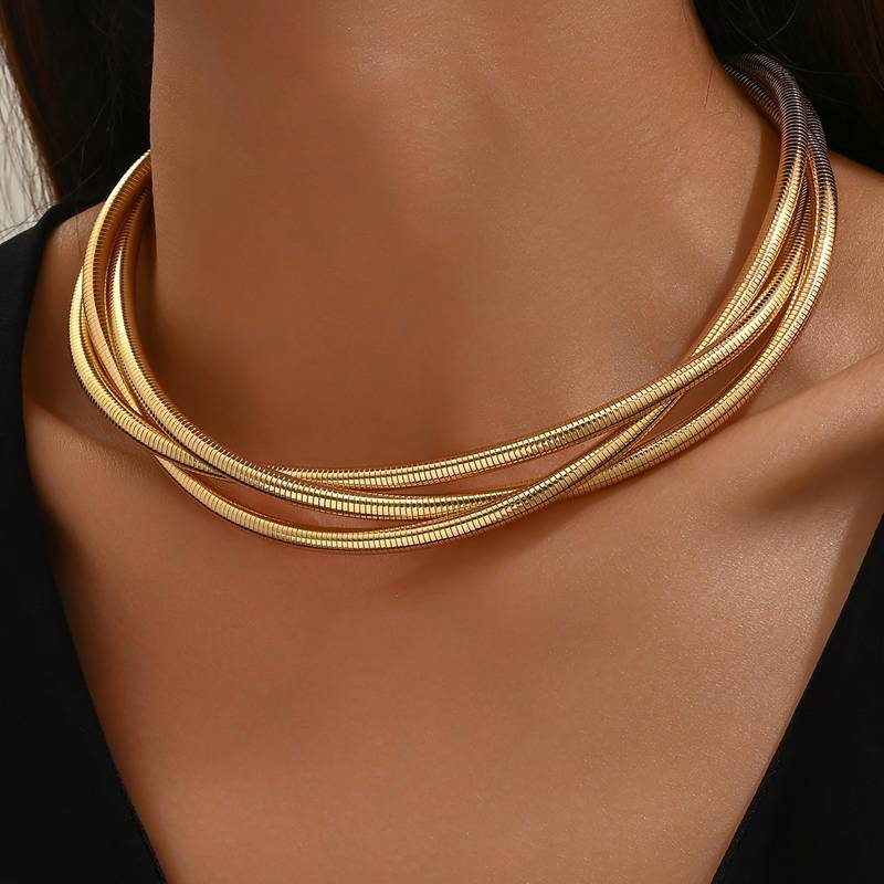 Elegant Necklace for Women with Vintage Layered Design