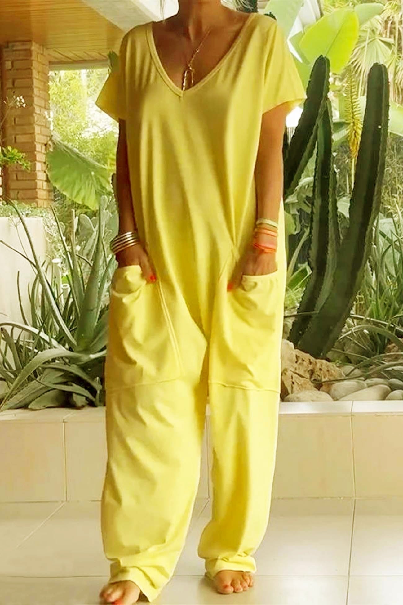 Effortless Linen Jumpsuit for Women with V-Neck Short Sleeve Wide Leg Pocket Casual Style