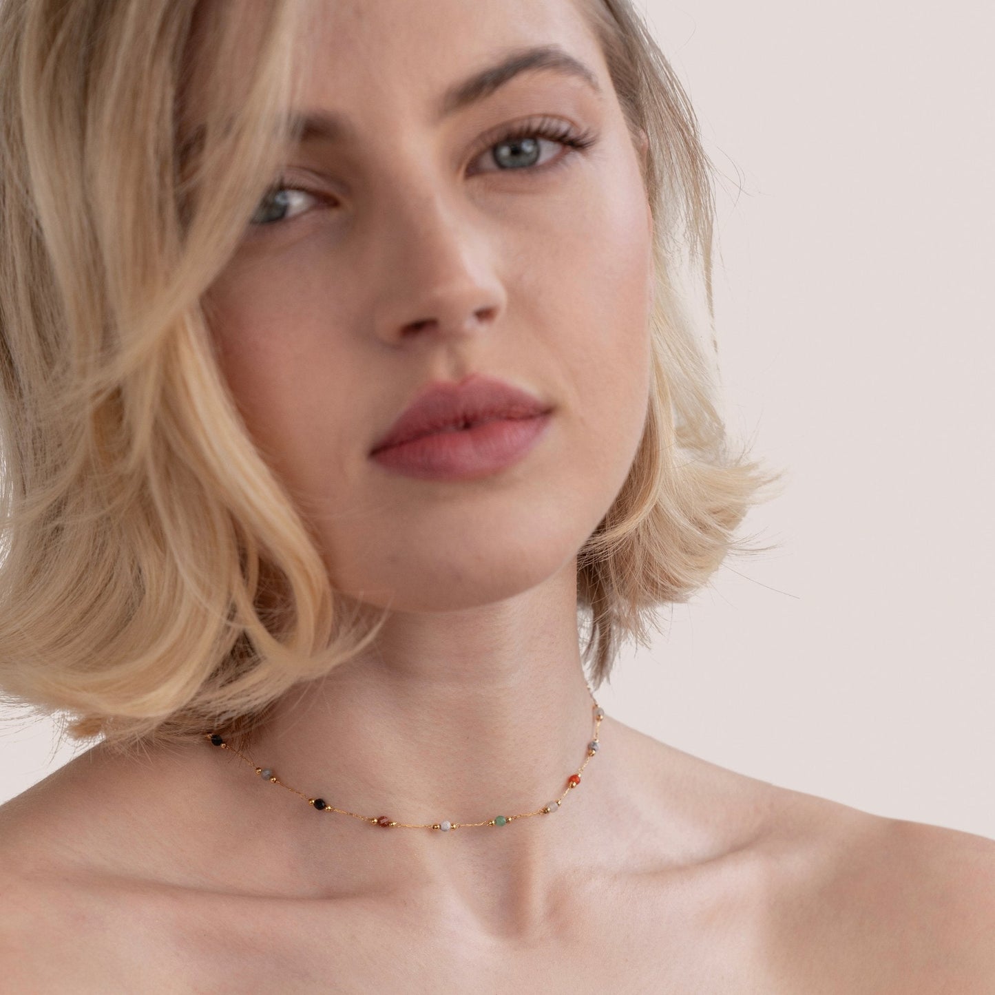 Elegant Necklace for Women with Beaded Minimalist Design