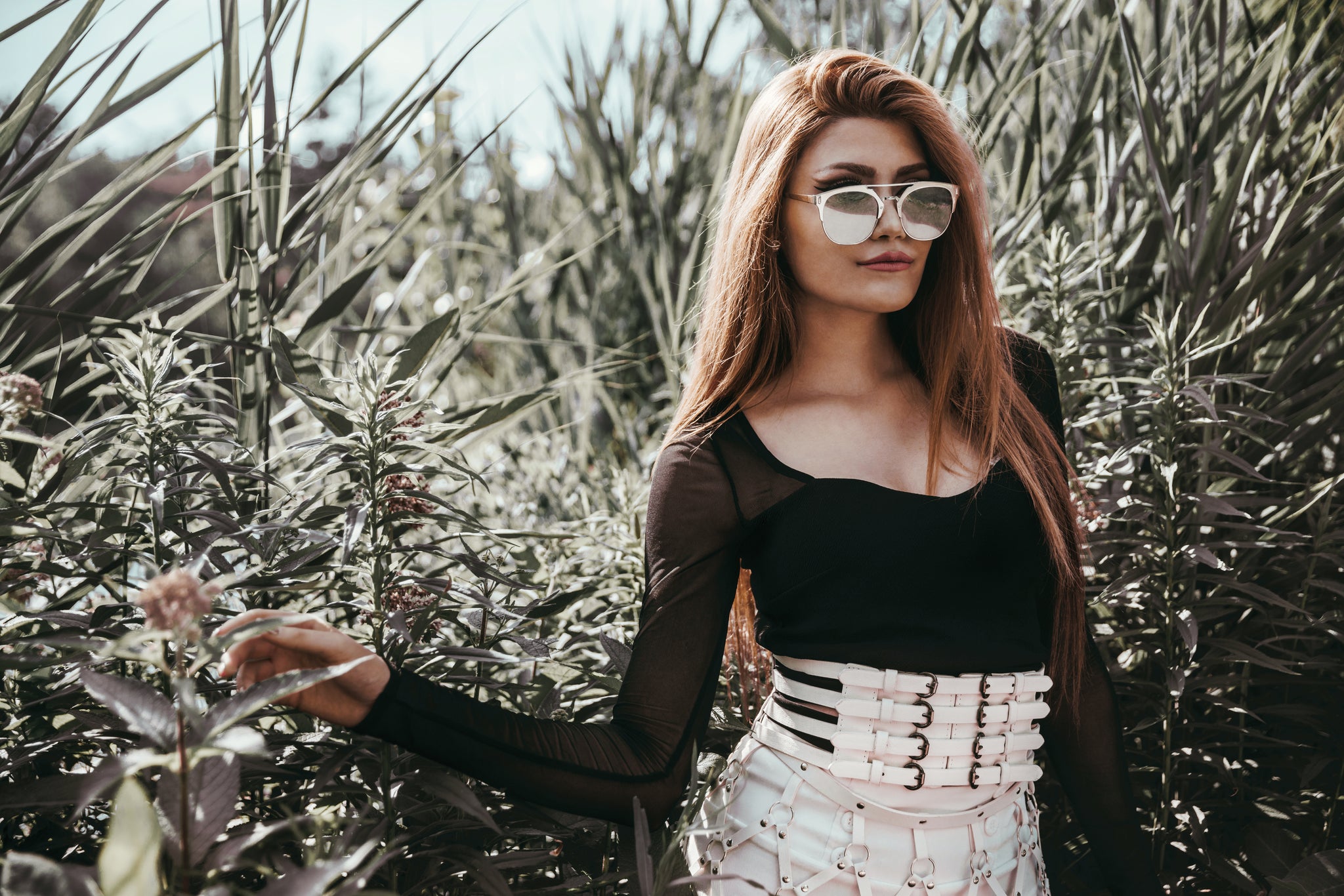 WOMEN'S BESTSELLERS