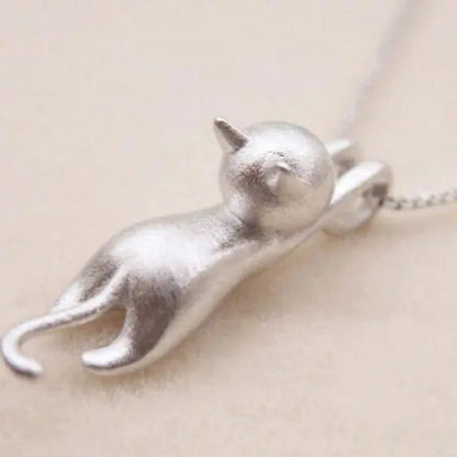 Elegant Necklace for Women with Silver Cat Design
