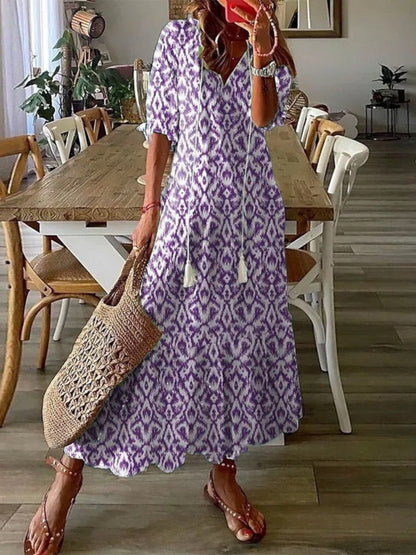Elegant Mini Dress for Women with V Neck Vintage