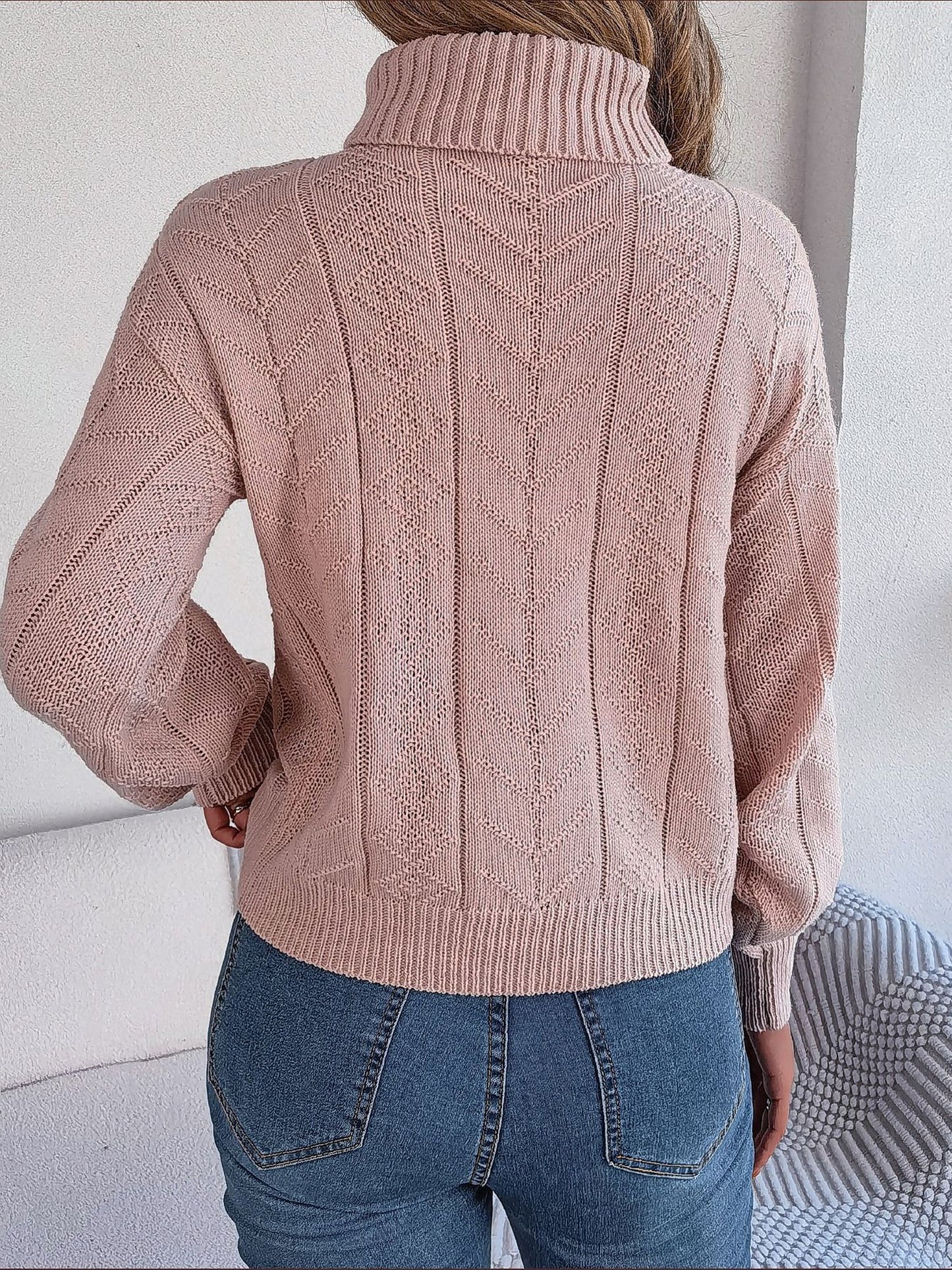 Comfortable Cable Knit Sweater for Women with Turtleneck Long Sleeve Style