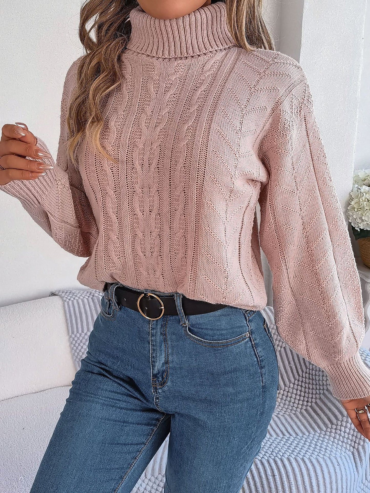 Comfortable Cable Knit Sweater for Women with Turtleneck Long Sleeve Style