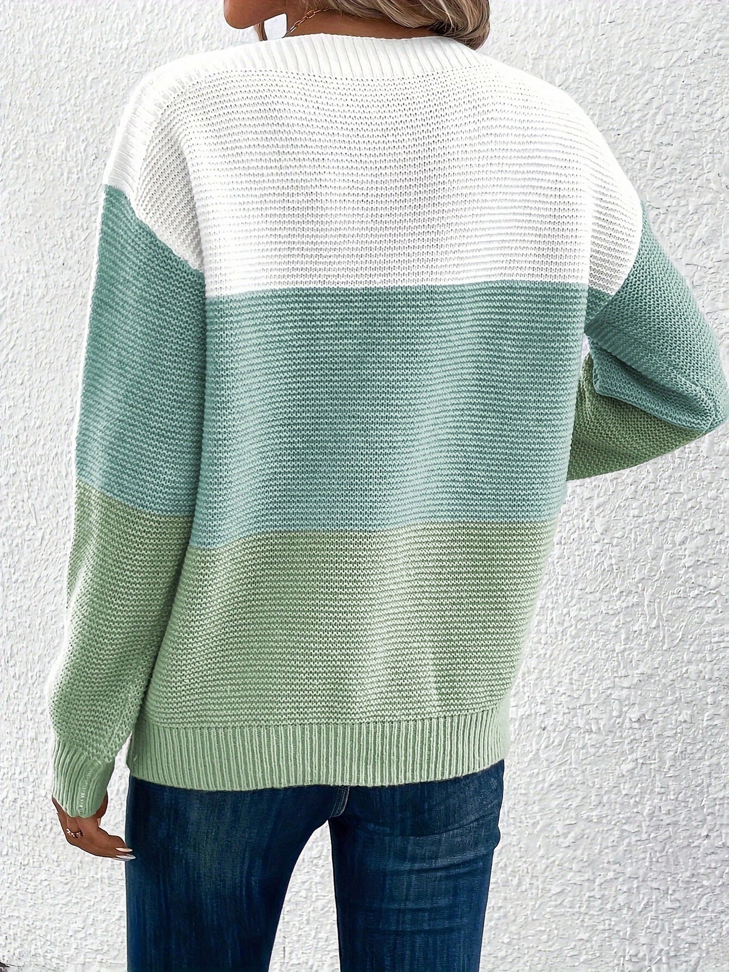 Effortless Colorblock Sweater for Women with Crew Neck Long Sleeve Relaxed Style