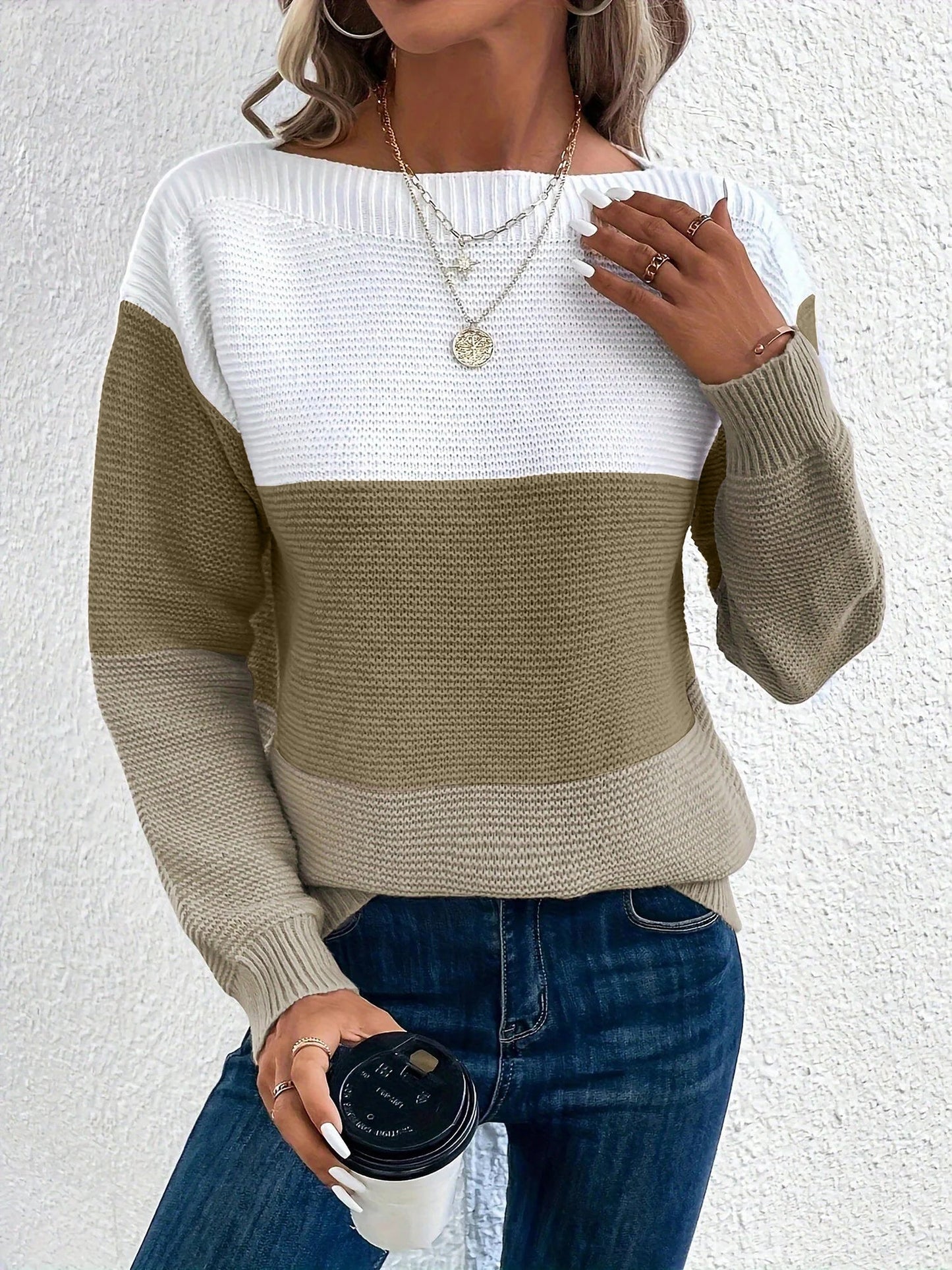 Effortless Colorblock Sweater for Women with Crew Neck Long Sleeve Relaxed Style
