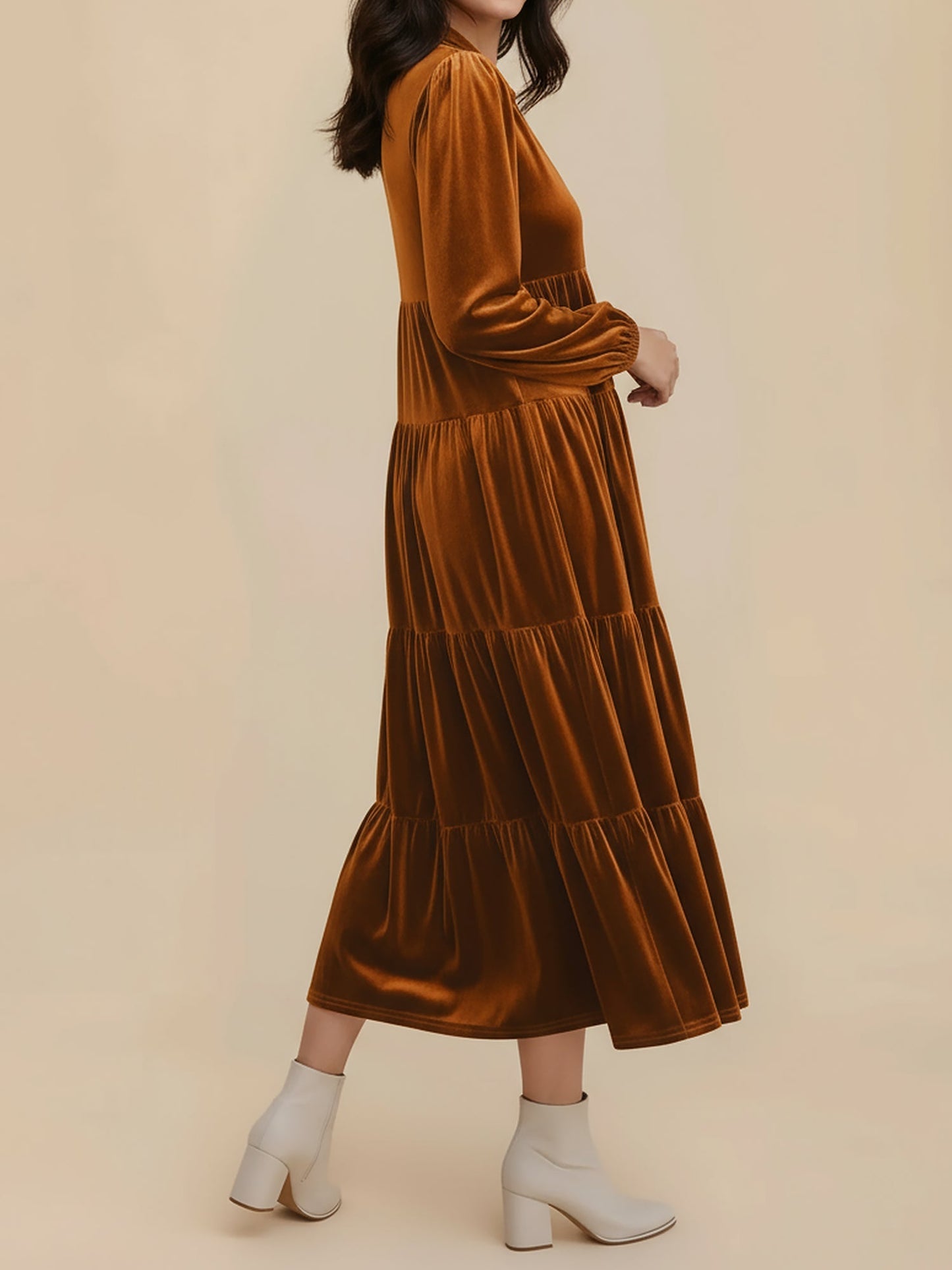 Elegant Velvet Maxi Dress for Women with V-Neck Long Sleeve Empire Waist Style