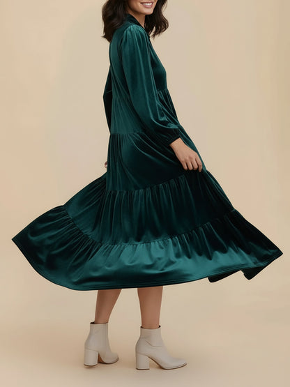 Elegant Velvet Maxi Dress for Women with V-Neck Long Sleeve Empire Waist Style