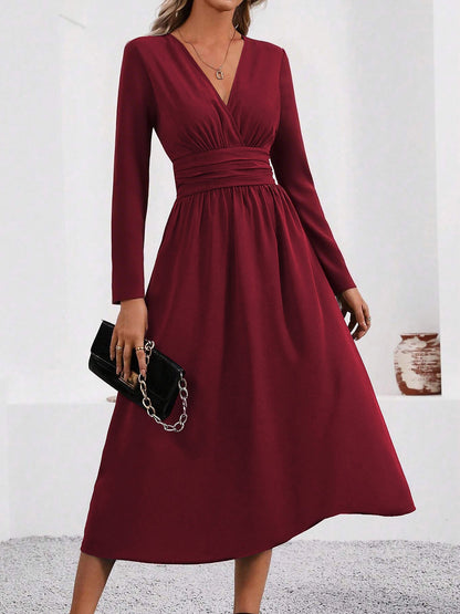 Elegant Wrap Midi Dress for Women with V-Neck Long Sleeve Asymmetric Hem Style