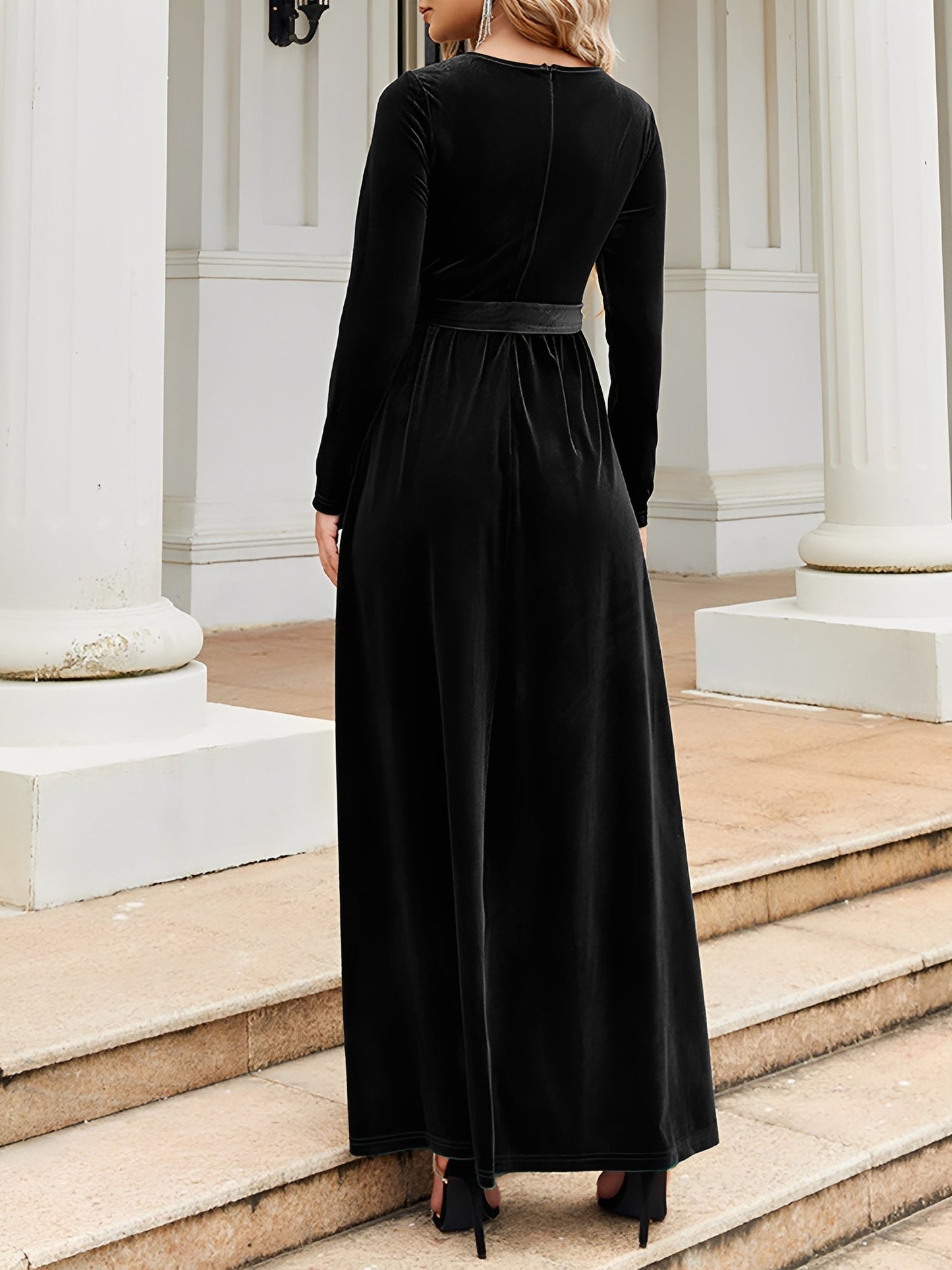 Elegant Velvet Maxi Dress for Women with Boat Neck Long Sleeve Belted Waist Style
