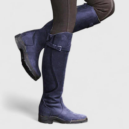 Comfortable Boots for Women with Buckle Style