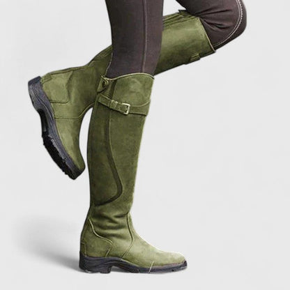 Comfortable Boots for Women with Buckle Style